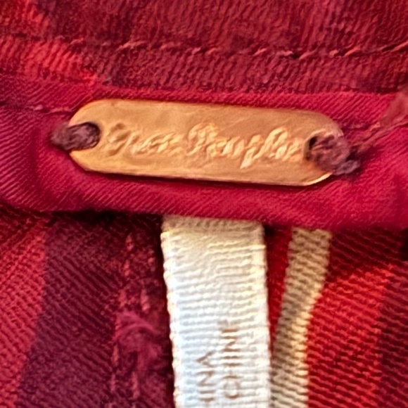 Free People Red/Burgundy/Cream Striped Pants; Size 6 - Picture 8 of 12